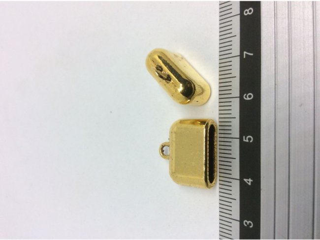 2 ακροδέτες 27x21χιλσ.