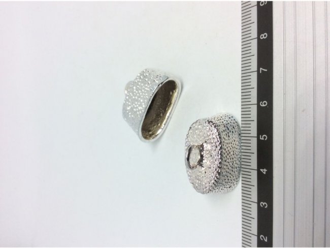 2 ακροδέτες 27x21χιλσ.