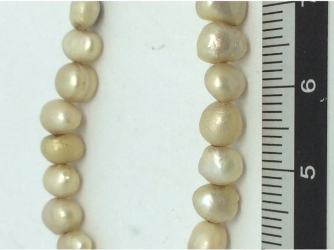 1 line freshwater pearls irregularly 6mm - 1